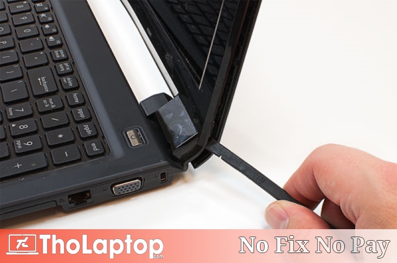 Quy trình thay màn hình laptop Asus tại ThoLaptop.com