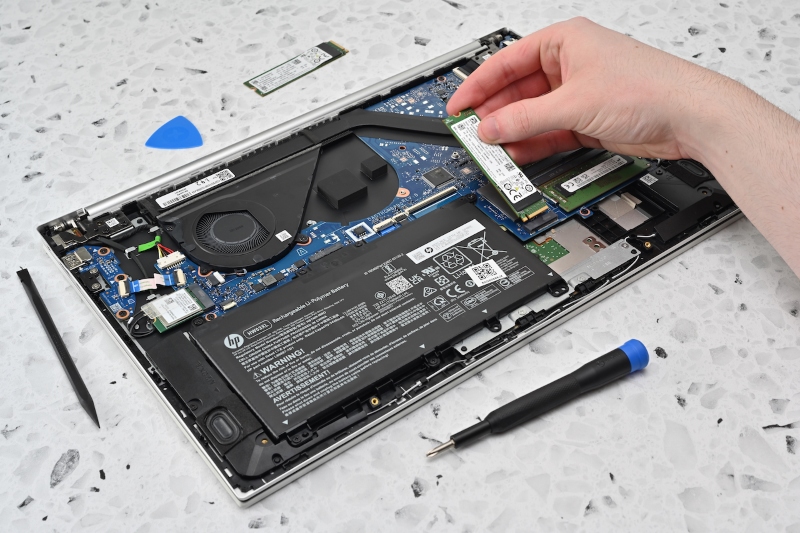 9. ThoLatop - Thương hiệu sửa laptop được khách hàng Củ Chi tin tưởng