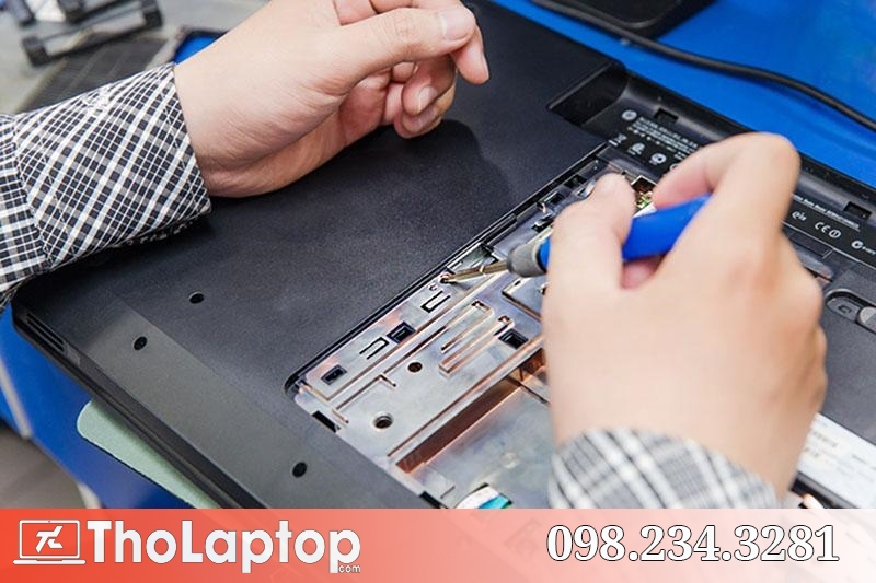 Linh Kiện Chính Hãng - Yếu Tố Quan Trọng Trong Sửa Chữa Laptop HP